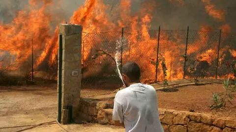 Trzy osoby zginęły w pożarach na Sycylii