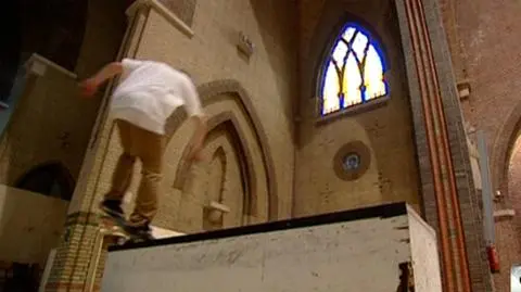 W Niemczech ubywa wiernych, daltego sprzedawane są kościoły