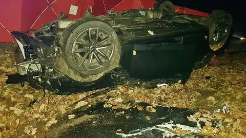 Wypadek pod Strzelcami Krajeńskimi. Kierowca nie przeżył dachowania