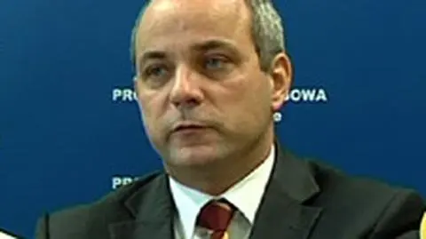 Prokuratura po śmierci kibica: tłum stratował większość śladów