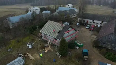 Two children and their parents lost their lives in a tragic fire that broke out in their home in the village of Jemieliste