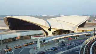 33-letni Campbell wpadł na lotnisku JFK