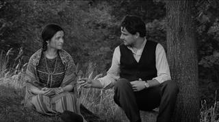 Jowita Budnik (Papusza) i Antoni Pawlicki (Ficowski)