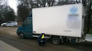 Auto z ładunkiem ważyło prawie 7 ton 