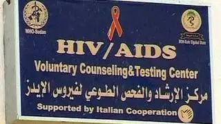 Wysiłki całego świata koncentrują się na walce z AIDS w Afryce, gdzie choroba ma swoje źródło