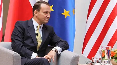 Sikorski: Prezydent wykorzysta sytuację. Porozmawia z Janukowyczem