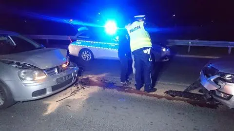 Zderzenie czołowe na rondzie w Sosnowcu