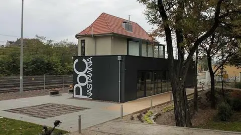 Zapuszczoną nastawnię 
zamienili w kawiarnię i galerię