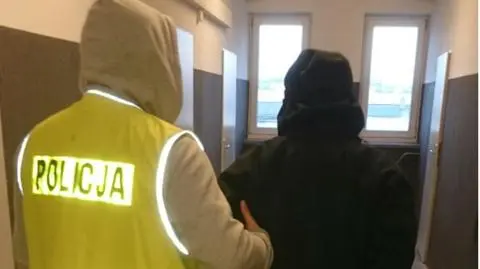 Zatrzymali dwóch wandali w Łodzi. Policja: zniszczyli 20 aut