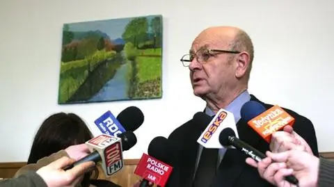 Kochanowski interweniuje ws. odwiertów 
o. Rydzyka