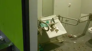 Toalety zniszczone przez fanów Zagłębia 
