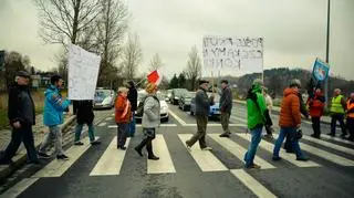 Mieszkańcy protestowali, bo chcą budowy drogi S3