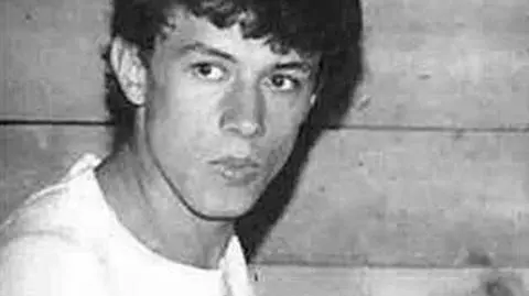 Ich hitem były "Biełyje rozy". Pierwszy wokalista nie żyje