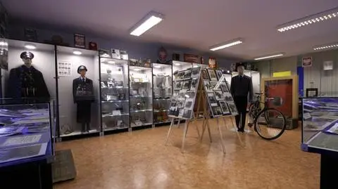 Dla wiceministra ZIelińskiego  rekonstrukcje historyczne i historia policji w dwudziestoleciu są ważne (wideo archiwalne)