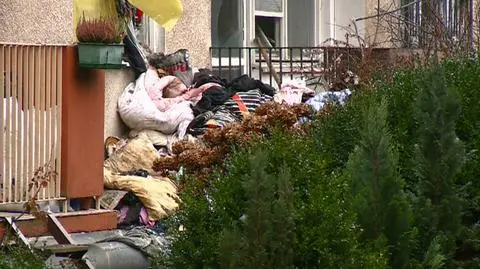 Od 15 lat znosili do swojego mieszkania różne śmieci