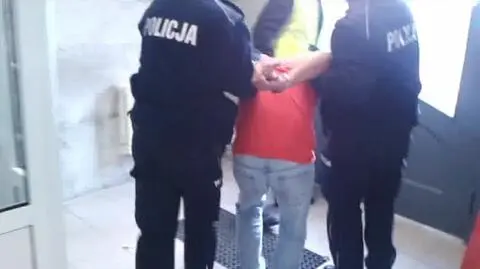 Z nożem na ratowników i policjanta. Jest decyzja o areszcie