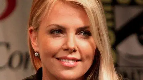 Charlize Theron zaprosiła prezydenta Obamę na striptiz