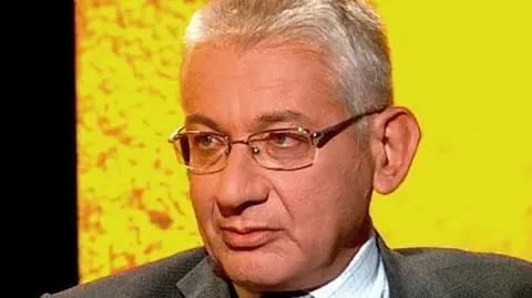 "PO i PiS stworzyły maszynkę do mielenia historii"