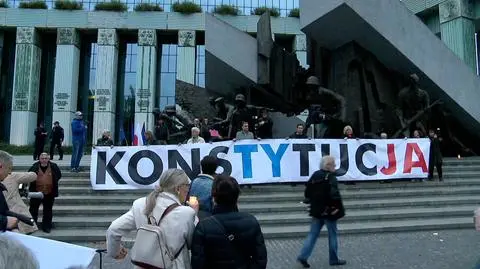 Protest przed Sądem Najwyższym przeciwko zmianom w sądownictwie