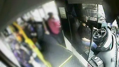 Bus driver blocked the car and the passengers went out and apprehended the drunk driver