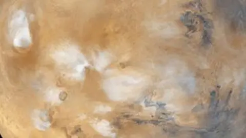 Marzec pod znakiem Marsa. Zobaczysz jego powierzchnię