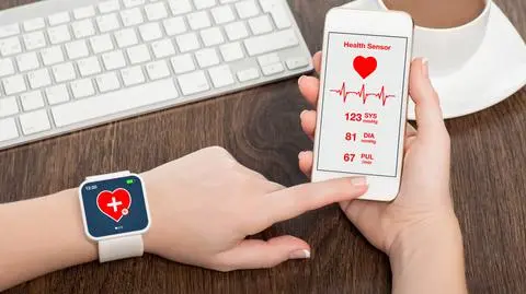 Pierwsza pomoc przez smartfon? Specjalną aplikację przygotował sanepid