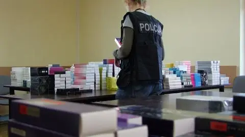 Ponad 6000 flakonów "lewych" perfum. "Oferował podróbki w internecie"