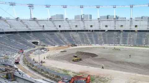 Reanimacja trupa wstrzymana. Ruch na Stadion Śląski jeszcze poczeka