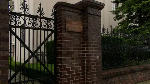 Kuria twierdzi, że dokumenty przesłała do Watykanu (materiał archiwalny) 