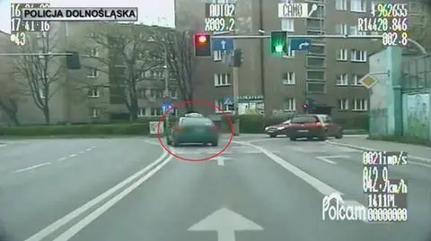 Wrocław: taksówkarz wjechał na skrzyżowanie na czerwonym świetle