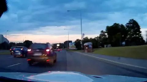 BMW pędziło ulicami Warszawy