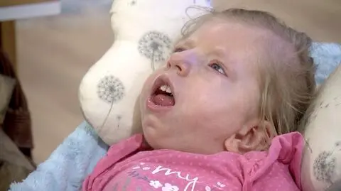 Hania urodziła się chora. Można pomóc biorąc udział w aukcji