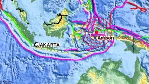 Silne wstrząsy w Indonezji