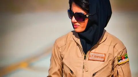 Kapitan Nilufar Rahmani, pierwsza pilotka samolotu w afgańskiej armii