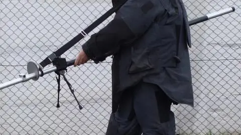 Zadzwonił, że jest bomba. Wpadł kilkanaście godzin później