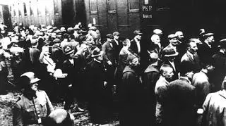 Janusz Młynarski był w pierwszym transporcie Polaków do Auschwitz 