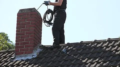 Podawał się za kominiarza. Oszukał ponad 200 osób 