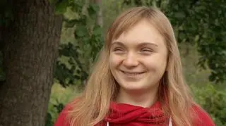 Miała 14 operacji i dużo złamań, bo cierpi na wrodzoną łamliwość kości. Aleksandra Ragus coraz mniej się ruszała, coraz więcej jadła, tyła i w końcu miała już tego wszystkiego dość. Nastolatka postanowiła radykalnie zmienić swoje życie. Mimo choroby i nieustannego ryzyka, jest dzielna i walczy.