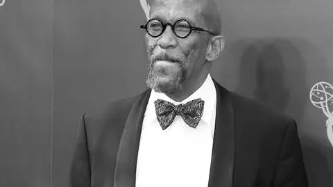 Reg E. Cathey miał 59 lat