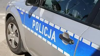 Do stosunków miało dochodzić w radiowozach