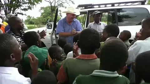 Pierwszy biały farmer wrócił na swoją ziemię w Zimbabwe