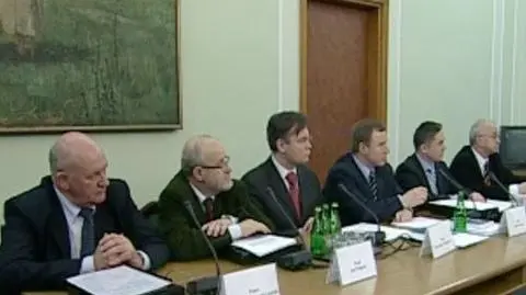 PiS: gwałcą prawa opozycji
