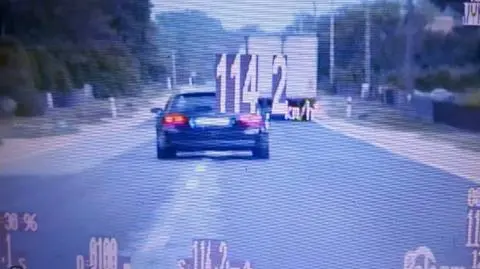 Ograniczenie było do 50 km/h, on miał na liczniku 114