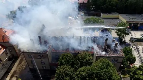 Potężny pożar w Krotoszynie. Ogień strawił cały dach
