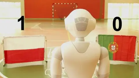 Robot Politechniki Opolskiej wie kto wygra mecz