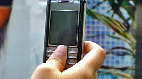 SMS-em ostrzegą przed wichurą i przypomną o podatkach