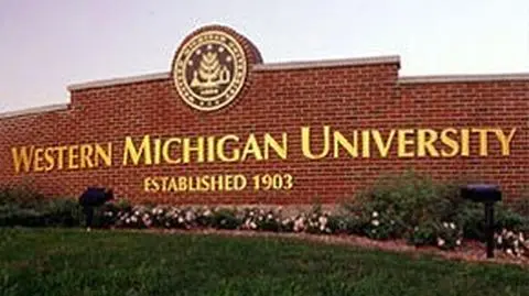 Uniwersytet dostał 100 mln