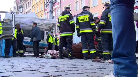 Wrocław: koń padł na Rynku