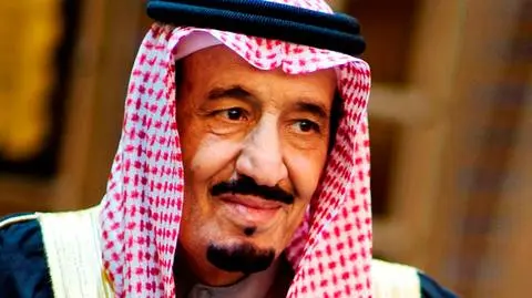 Król Arabii Saudyjskiej na pokazach w szkole lotniczej. Styczeń 2017