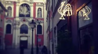 Kogut ma przypominać czasy neonizacji Poznania